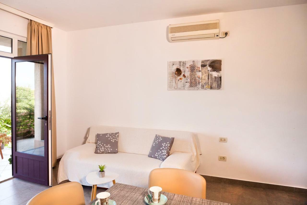 Apartment Villa Lidija Lovran Exterior photo